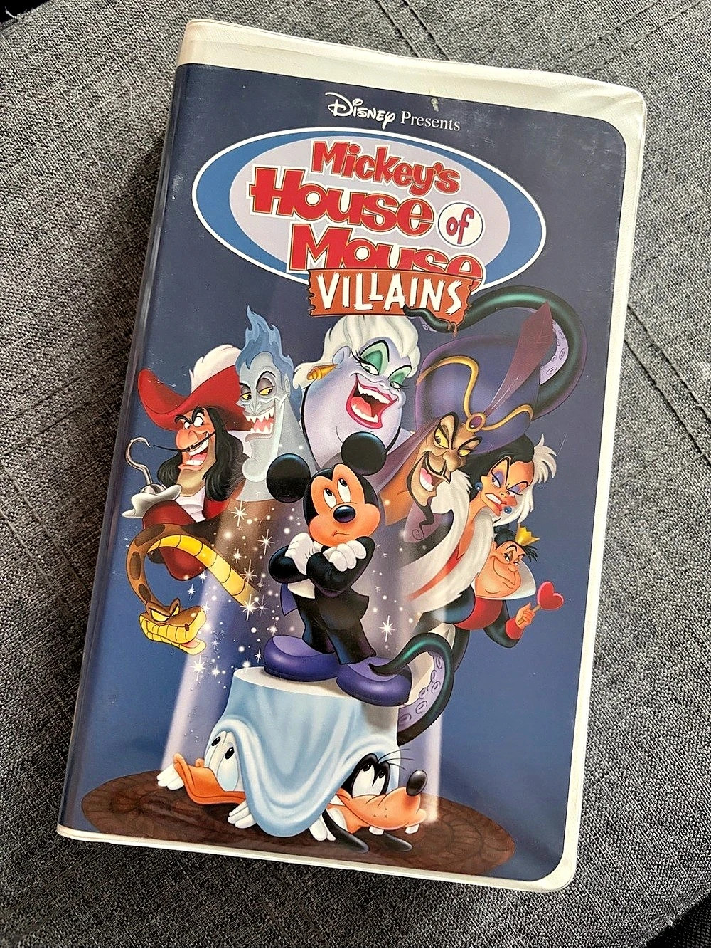 Disney Mickey's House of Mouse: Mickey's House of Villains VHS Tape